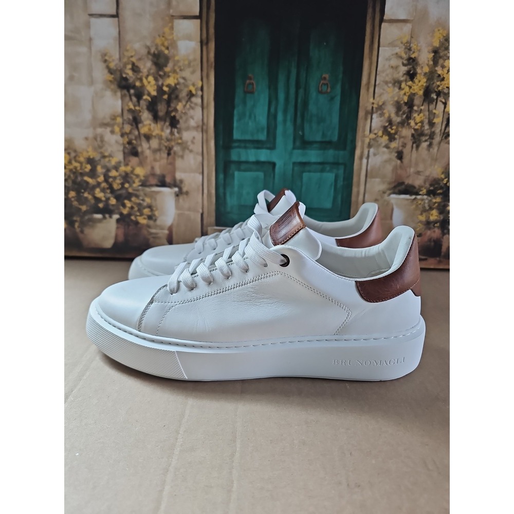 Men's Bruno Magli Lucca leather Low Too Lace Up sneakers tan heel tab Size 10 M